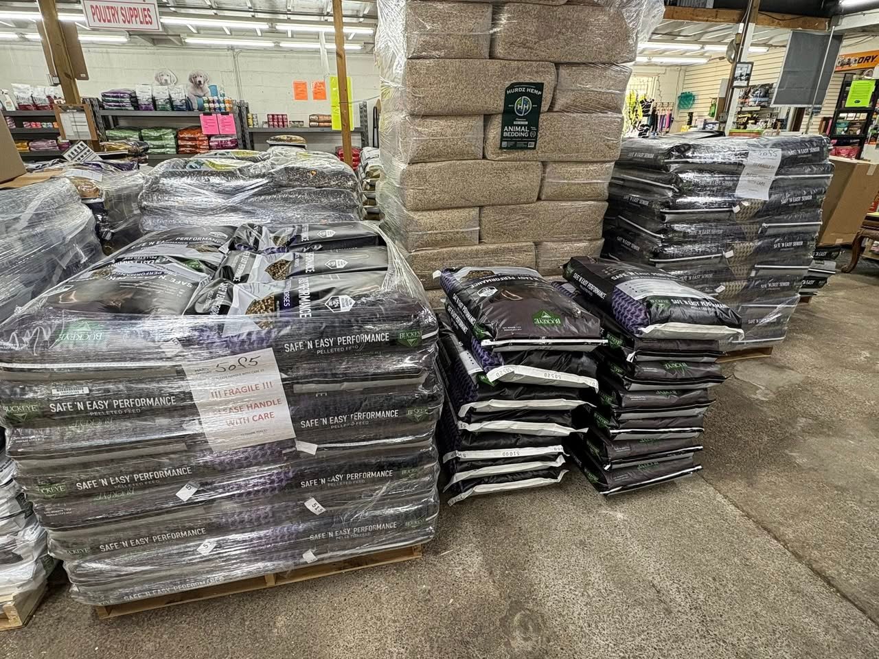 poultry feed pallet