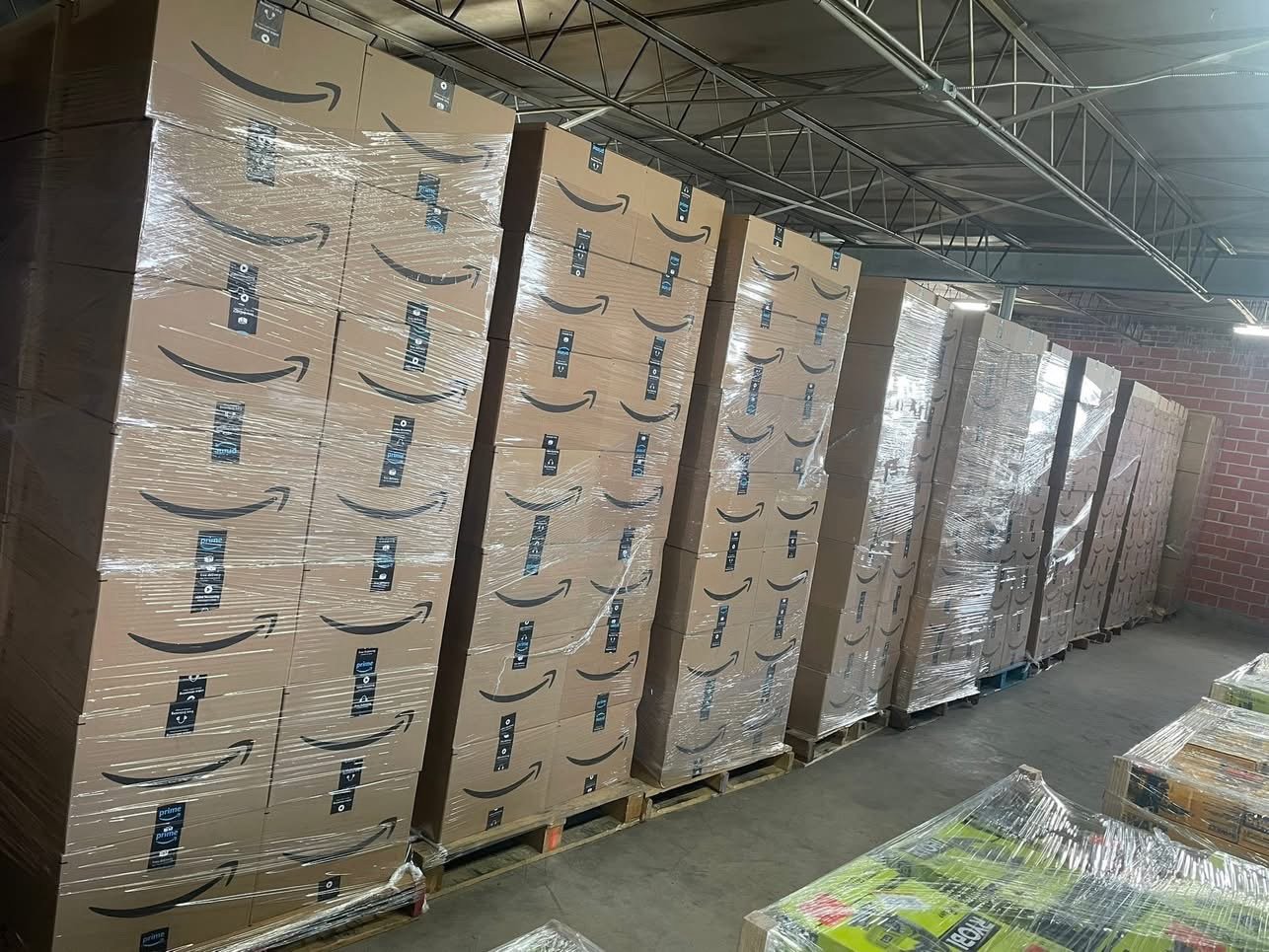 Amazon unclaimed pallets for sale