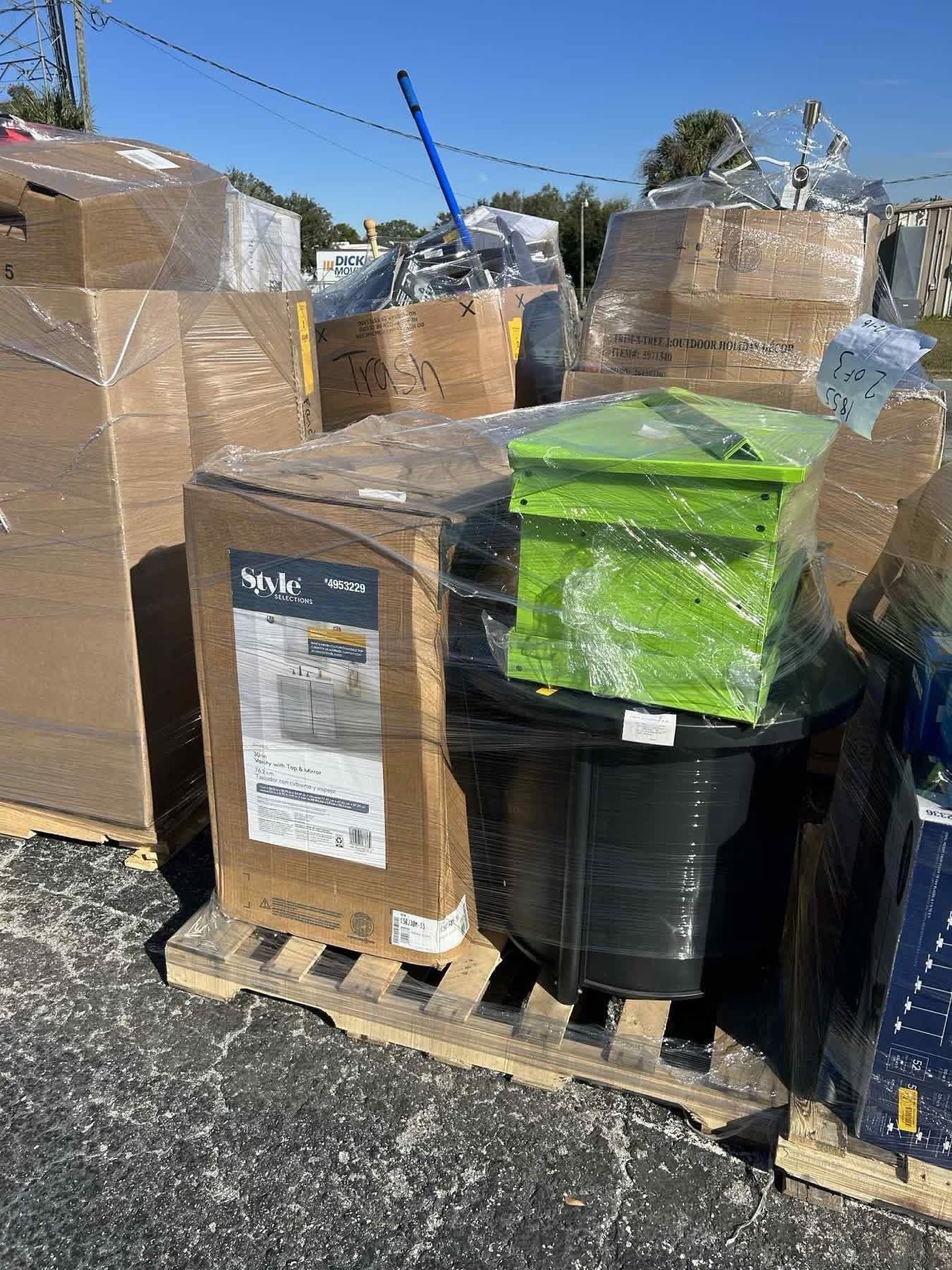 Lowes GM truckloads
