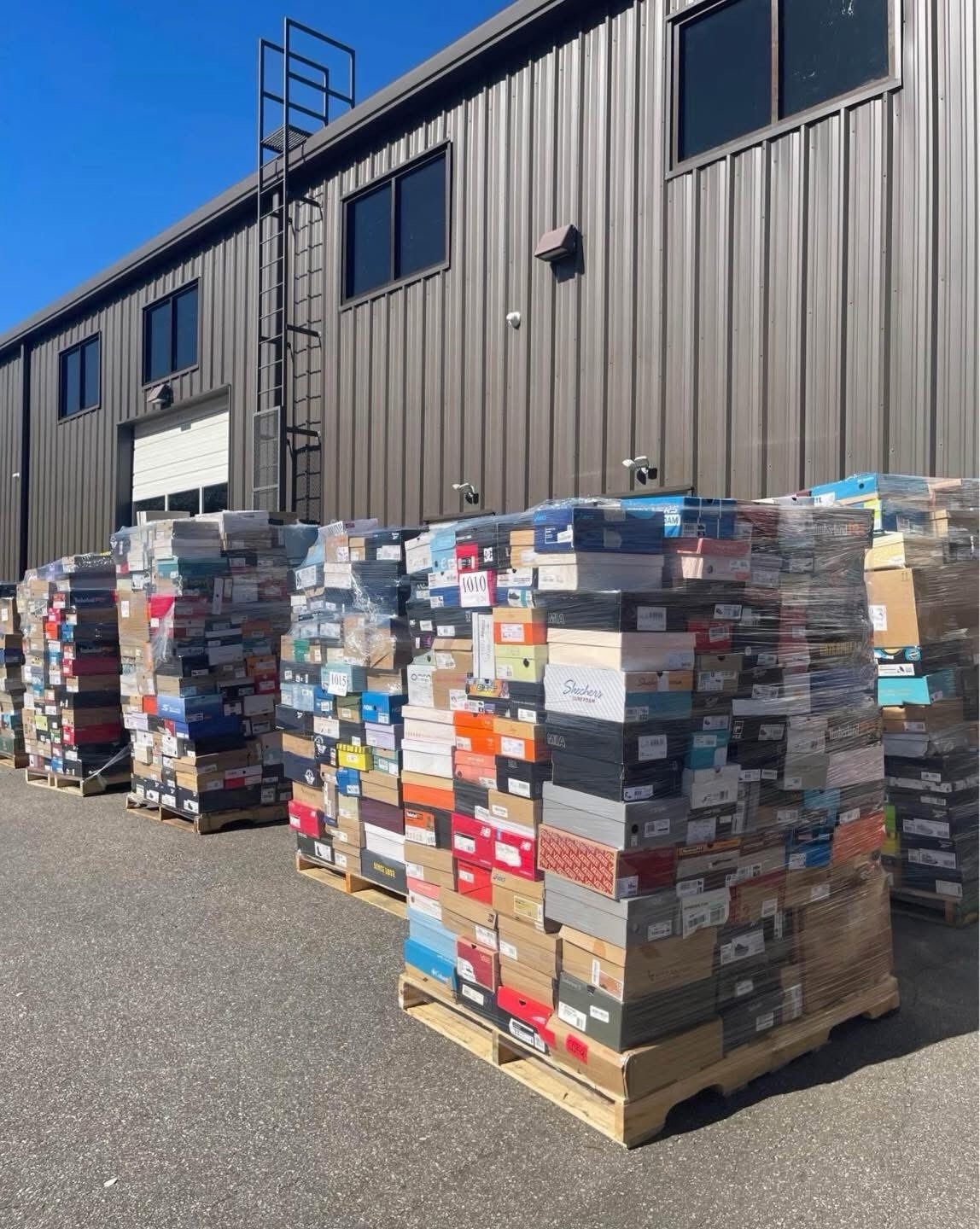 Mixed Sneakers Pallet