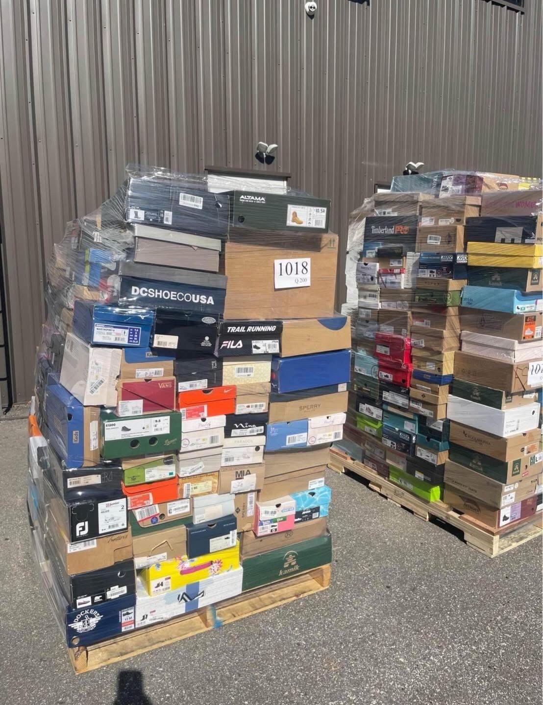 Mixed Sneakers Pallet
