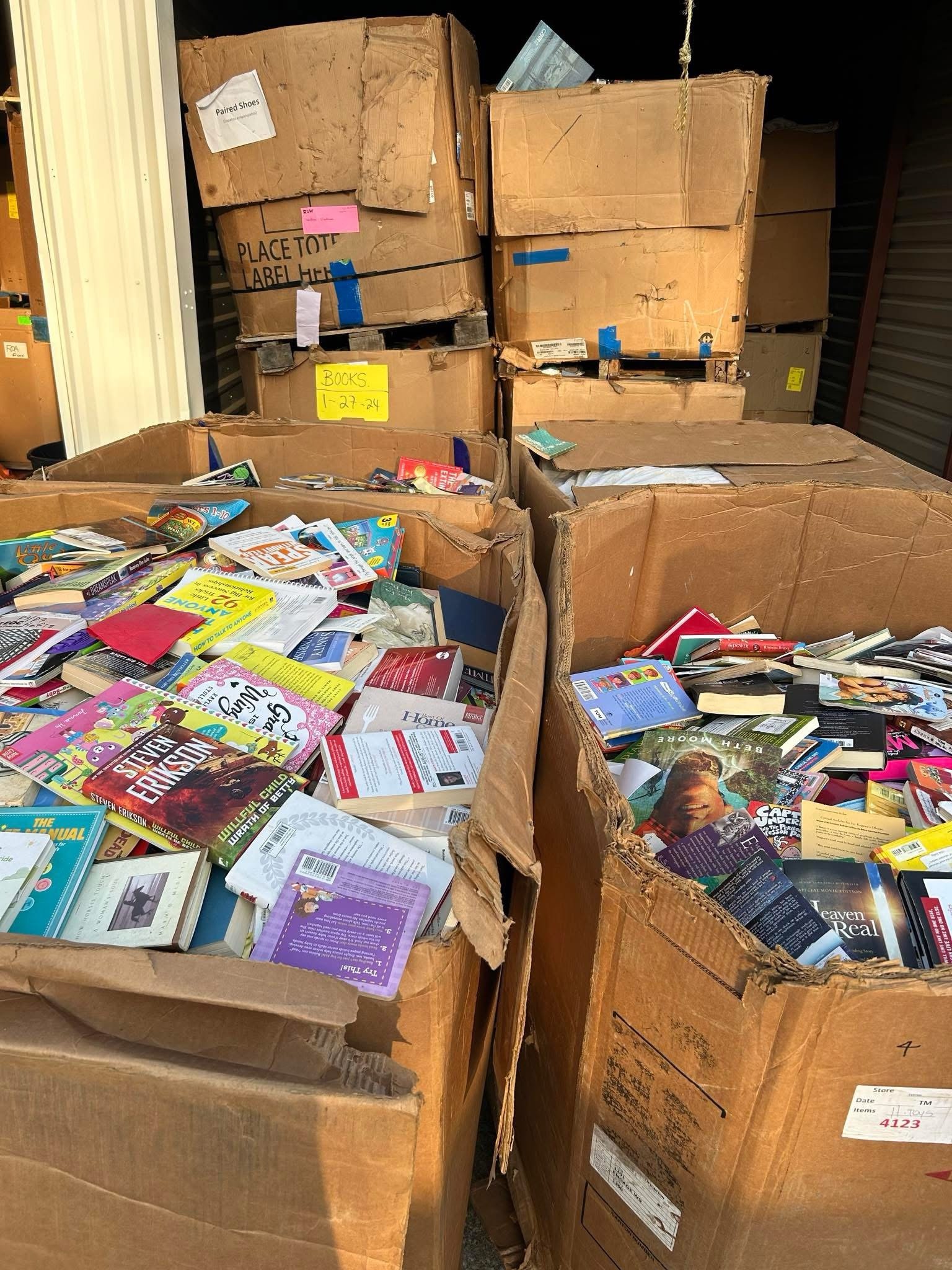 Mixed Books Pallets