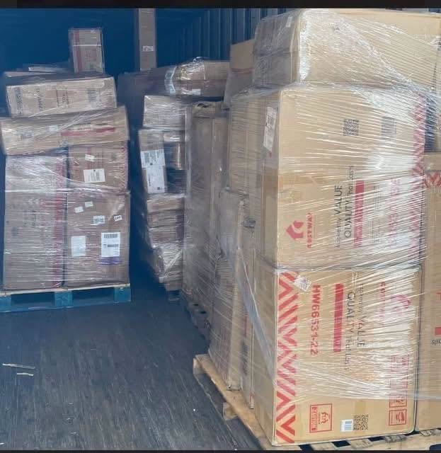 Costway Pallets