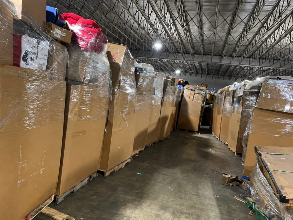 walmart liquidation pallets vs amazon return pallets